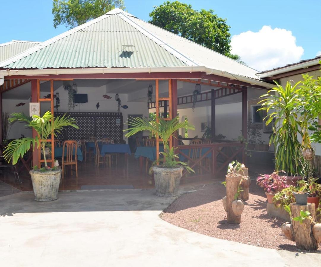 Rising Sun Guesthouse La Digue Exteriér fotografie